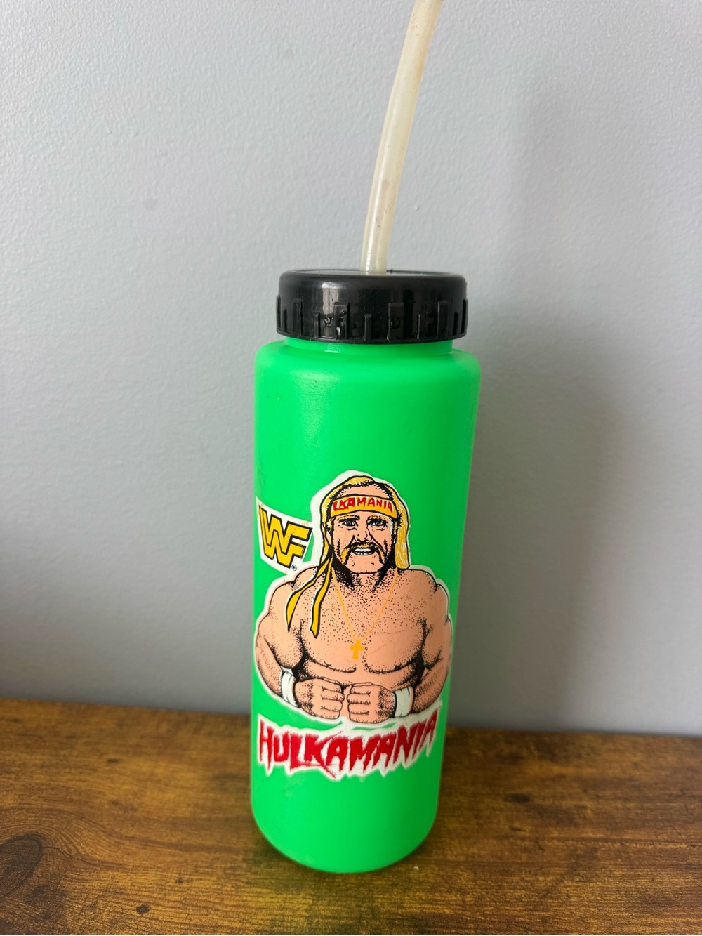 Vintage 1990 Hulk Hogan Hulkamania‎ WWF Neon Green Sports Squeeze Water Bottle